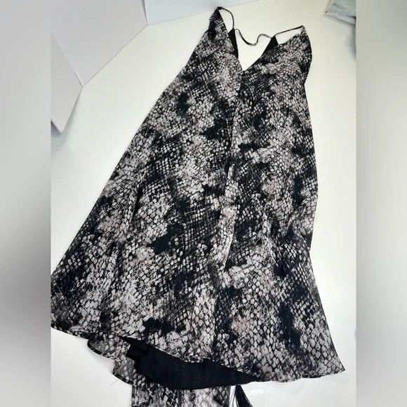 TopShop Metallic Snakeskin Print Belted Dress Size 6 - Picture 5 of 10